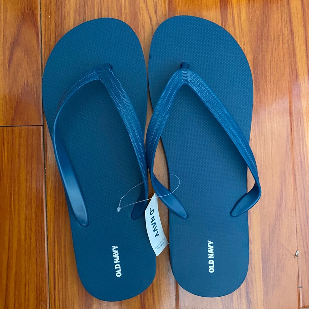 🌿 Teal Flip Flops